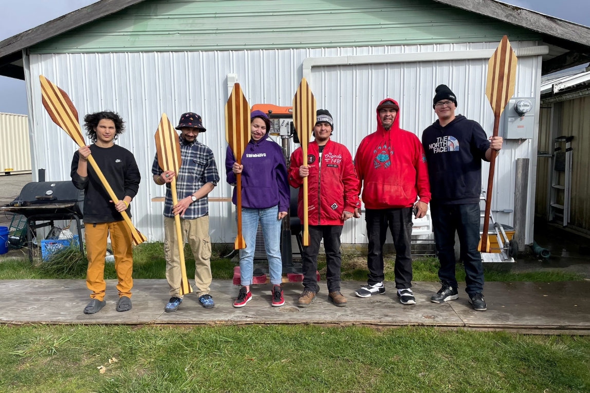 Washington Alumni, canoe practice, tribal healing, native american program